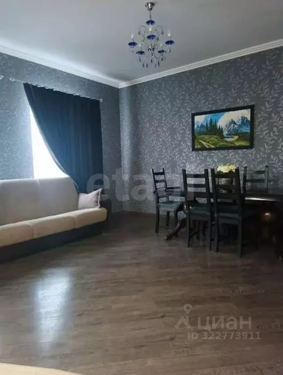 Таунхаус в Адыгея, Майкоп ул. Шовгенова (130 м) - Фото 1