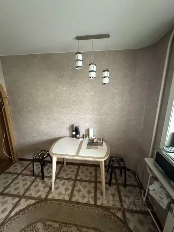 3-к кв. Сахалинская область, Южно-Сахалинск ул. Есенина, 9 (62.6 м) - Фото 1