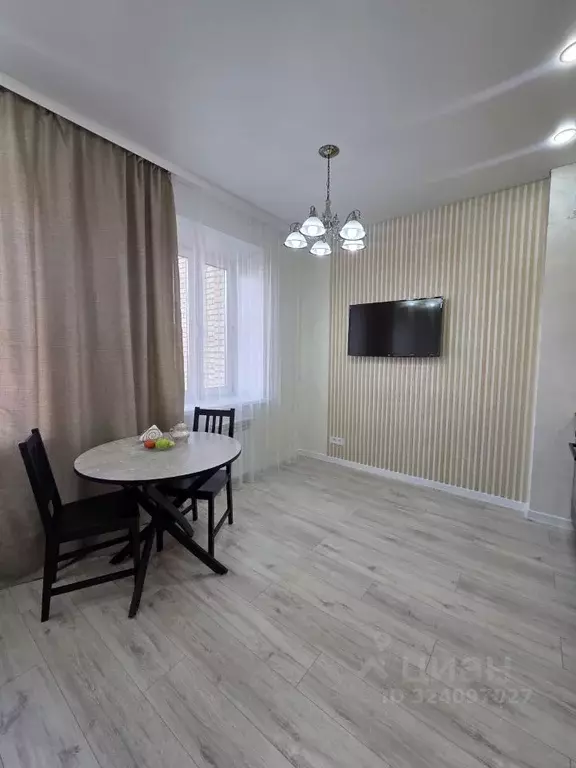 3-к кв. Омская область, Омск ул. Крупской, 14 (63.7 м) - Фото 2