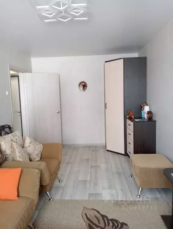 1-к кв. Курганская область, Курган Заозерный жилрайон, 8-й мкр, 5 ... - Фото 2