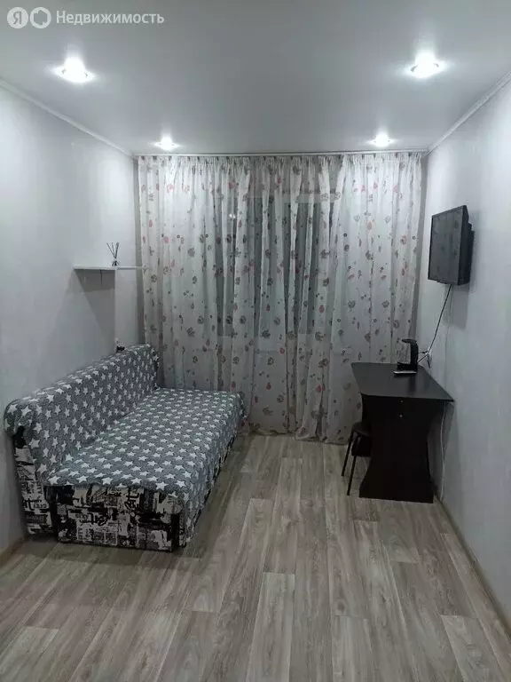 1к в 4-комнатной квартире (14.7 м) - Фото 1