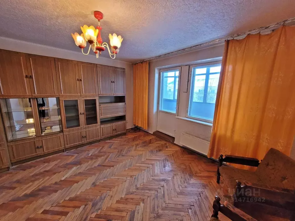 2-к кв. Мурманская область, Мурманск просп. Ленина, 25 (51.5 м) - Фото 0