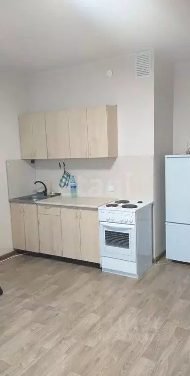 Студия Алтайский край, Барнаул Балтийская ул., 99 (32.0 м) - Фото 1