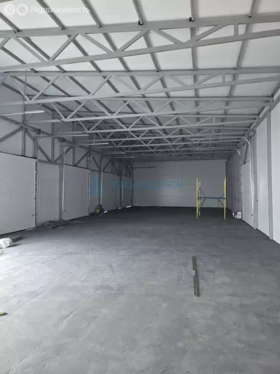 Помещение свободного назначения (180 м) - Фото 1