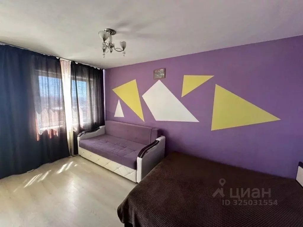 1-к кв. Свердловская область, Екатеринбург ул. Маневровая, 26 (35.0 м) - Фото 1