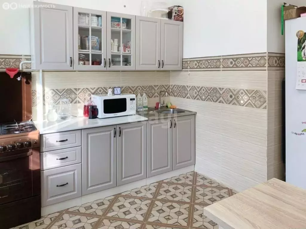 2-комнатная квартира: Якутск, улица Кирова, 31/1 (55 м) - Фото 1