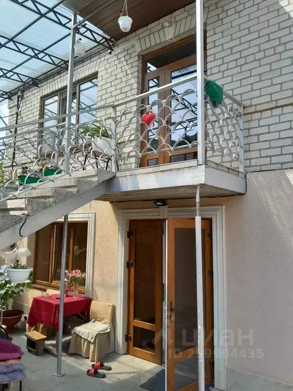 Комната Ставропольский край, Кисловодск ул. Артема, 10 - Фото 0