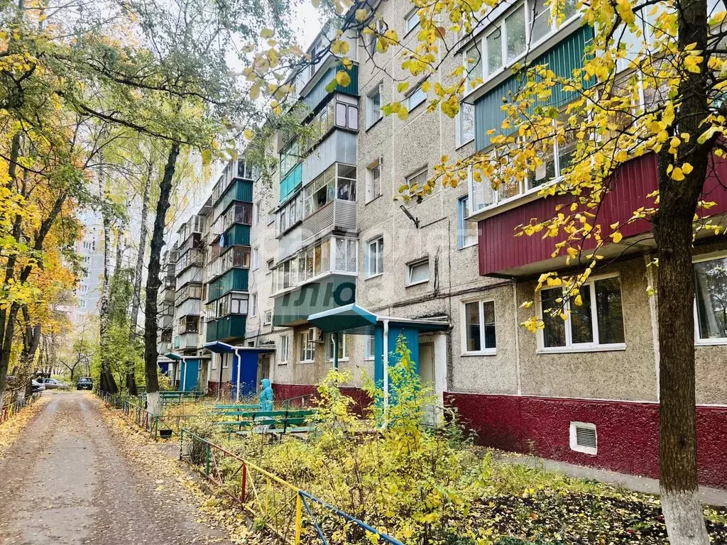 1-к кв. Курская область, Курск Курского завода тракторных запчастей ... - Фото 0