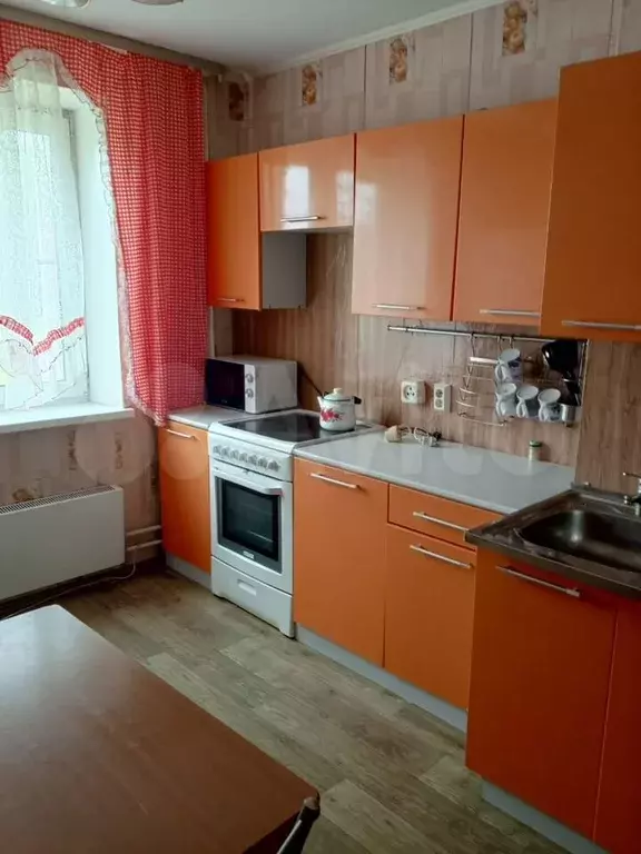 2-к. квартира, 65 м, 1/9 эт. - Фото 0