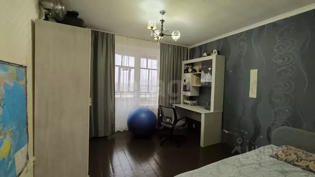 3-к кв. Татарстан, Набережные Челны просп. Мира, 55 (70.4 м) - Фото 1