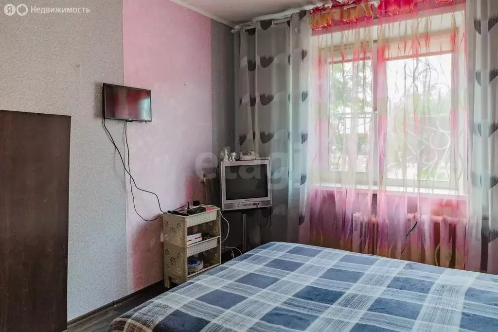 3-комнатная квартира: Комсомольск-на-Амуре, Вокзальная улица, 91к3 ... - Фото 1