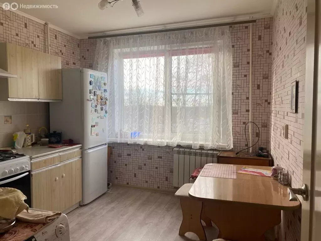 3-комнатная квартира: Бурмакино, Спортивная улица, 4 (63 м) - Фото 1