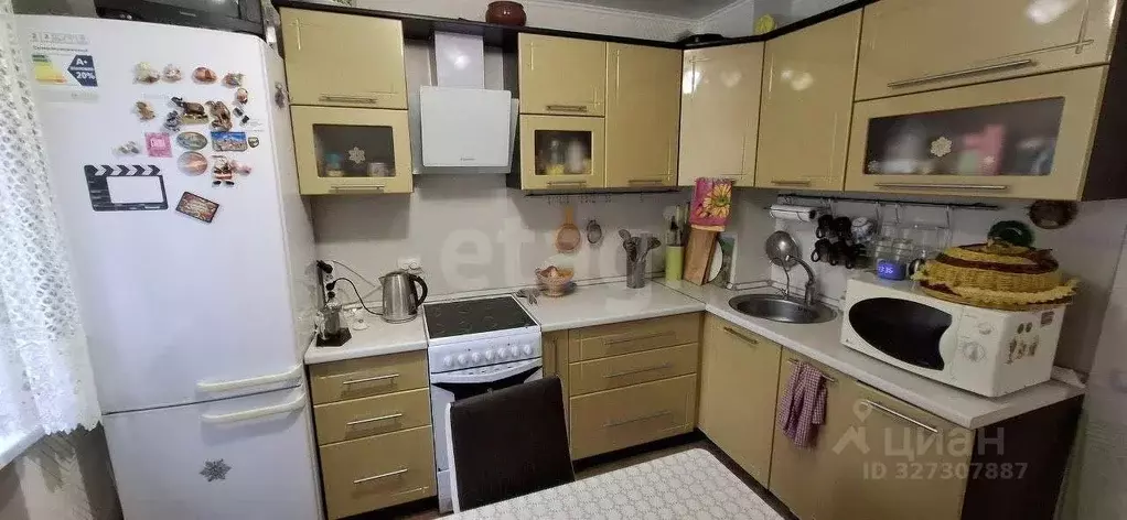 3-к кв. Тюменская область, Тюмень ул. Станислава Карнацевича, 14к1 ... - Фото 1