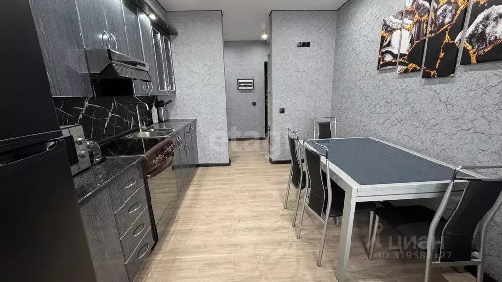 2-к кв. Красноярский край, Норильск ул. Диксона, 5 (55.9 м) - Фото 0
