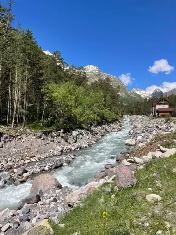 2-к кв. Кабардино-Балкария, Эльбрусский район, с. Терскол ул. ... - Фото 0