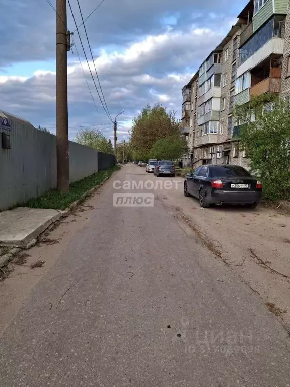 3-к кв. Калужская область, Калуга Куровской мкр, ул. Молодых Горняков ... - Фото 0