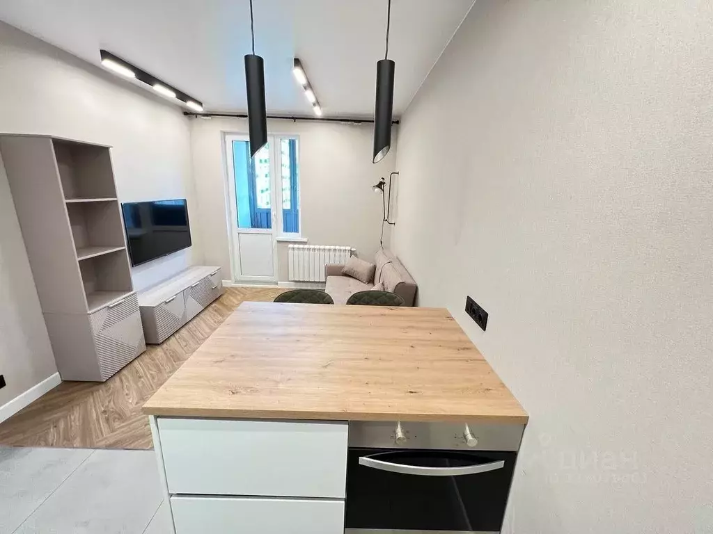 1-к кв. Москва ул. Юлиана Семенова, 8к2 (38.2 м) - Фото 1