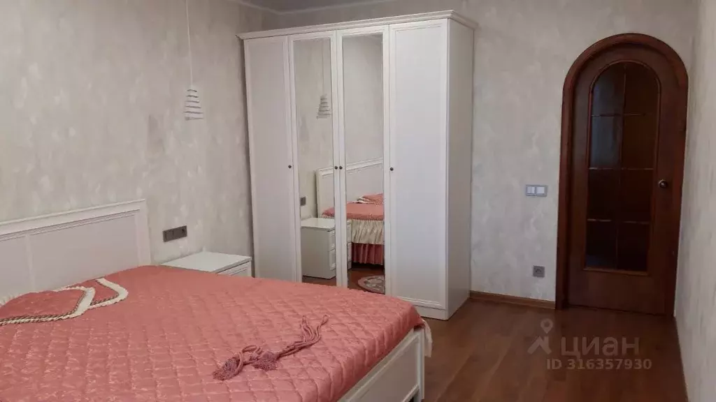 3-к кв. Калужская область, Калуга ул. Воронина, 11 (94.0 м) - Фото 1