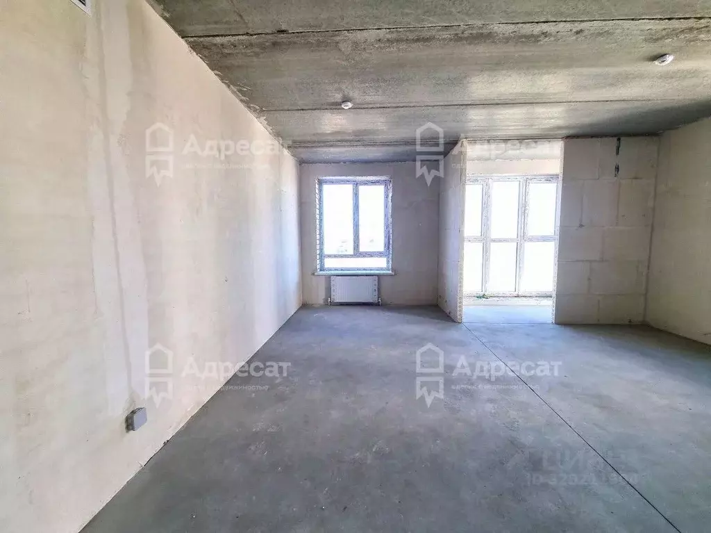 2-к кв. Волгоградская область, Волгоград ул. Тракторостроителей, 21/1 ... - Фото 1