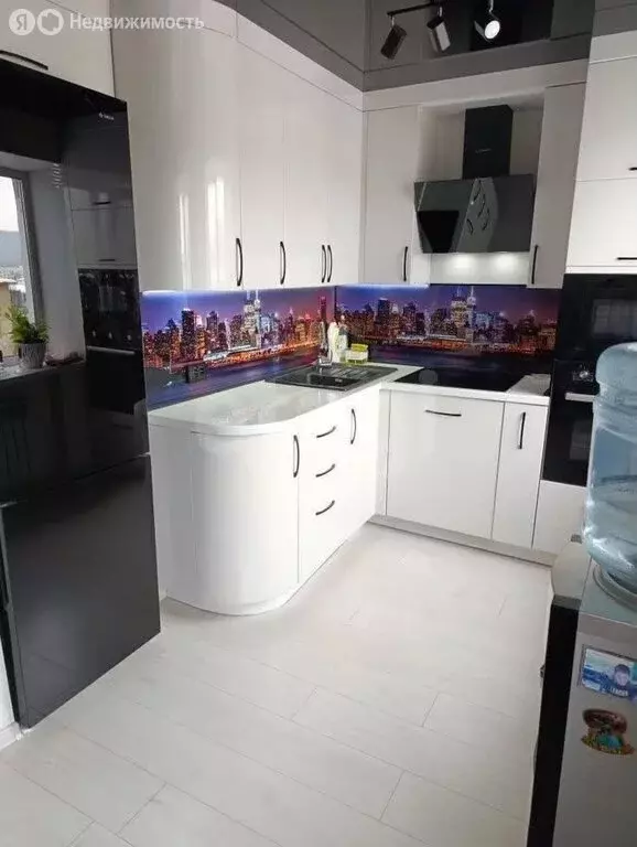 3-комнатная квартира: Златоуст, улица 40-летия Победы, 9 (59.8 м) - Фото 1