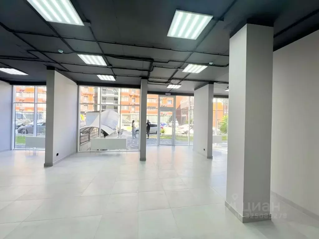 Торговая площадь в Краснодарский край, Краснодар ул. Командорская, ... - Фото 2