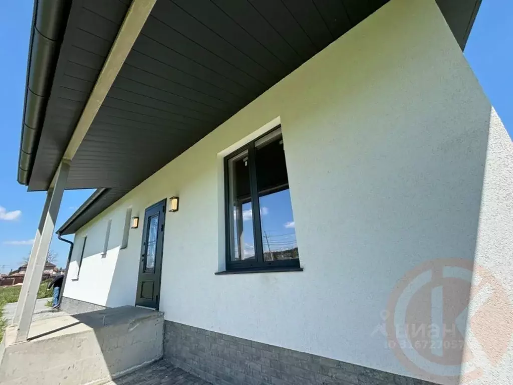 Дом в Крым, Симферопольский район, с. Мирное ул. Жасминовая, 22 (126 ... - Фото 2