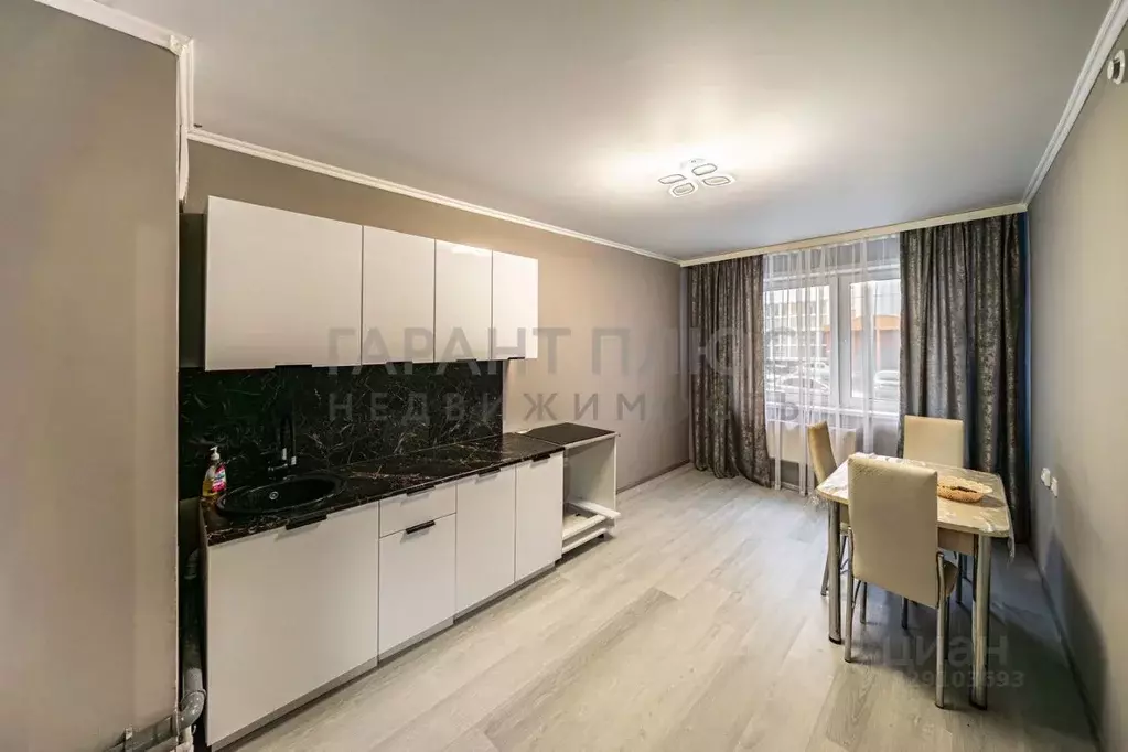 3-к кв. Липецкая область, Липецк ул. Василия Саунина, 1 (84.0 м) - Фото 1