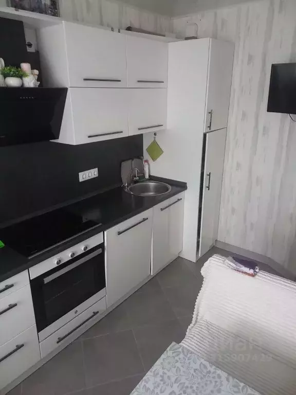 2-к кв. Омская область, Омск Заозерный мкр, просп. Менделеева, 26к1 ... - Фото 2