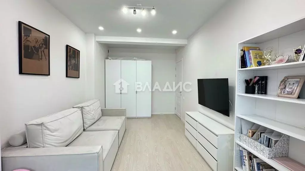 3-к кв. Москва ул. Усачева, 29К7 (67.6 м) - Фото 1