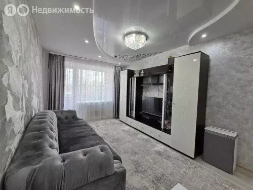 3-комнатная квартира: Сыктывкар, улица Морозова, 37 (59 м) - Фото 2
