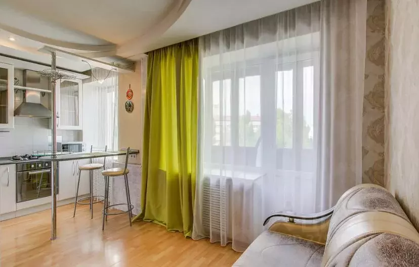 2-к кв. Воронежская область, Воронеж ул. Степана Разина, 47 (53.0 м) - Фото 0