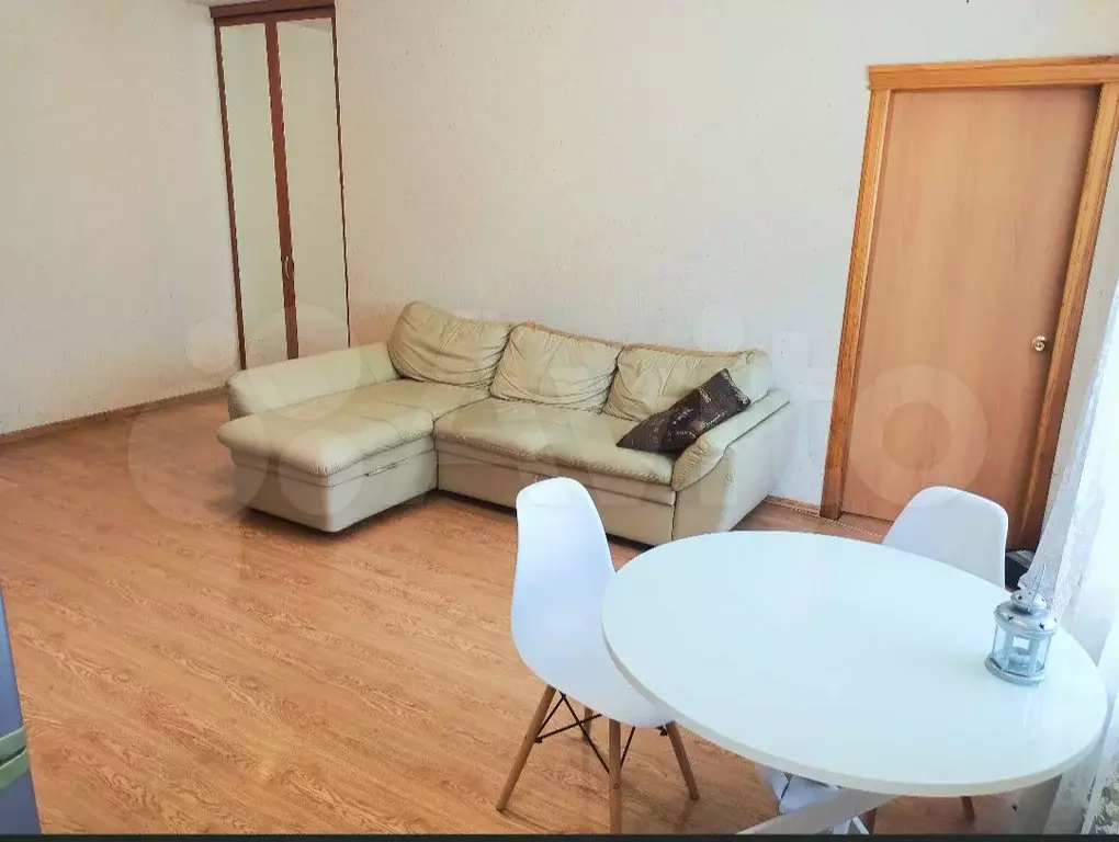 2-к. квартира, 42 м, 4/4 эт. - Фото 1