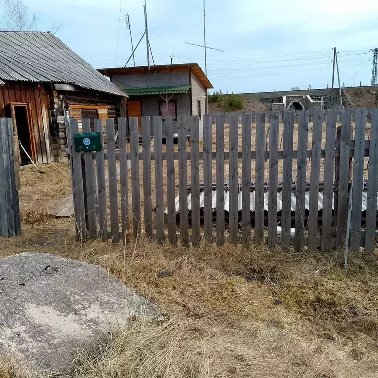 Дом в Свердловская область, Серовский муниципальный округ, пос. ... - Фото 2