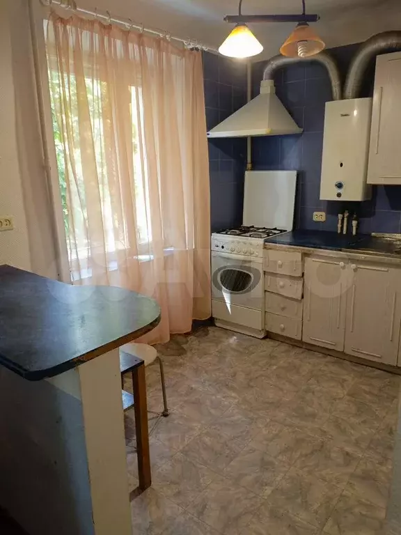 3-к. квартира, 58 м, 2/4 эт. - Фото 1