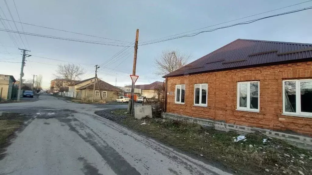 Дом в Северная Осетия, Ардон ул. Титова, 8 (64 м) - Фото 0