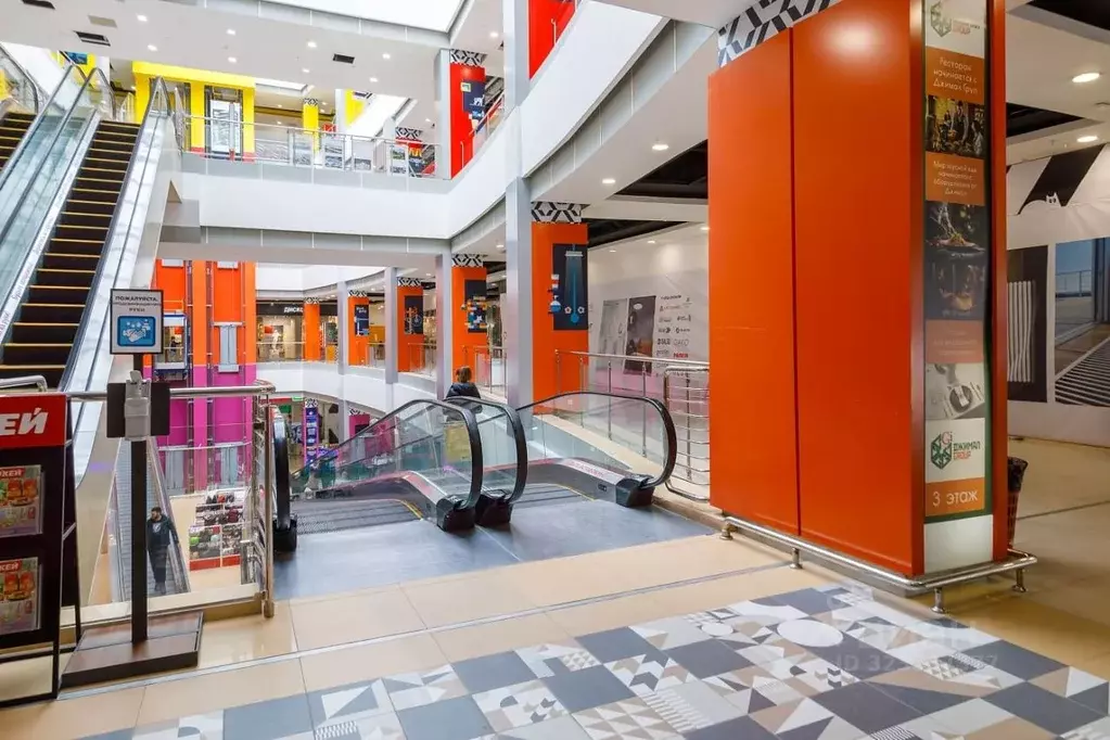 Торговая площадь в Башкортостан, Уфа Комсомольская ул., 112 (137 м) - Фото 1