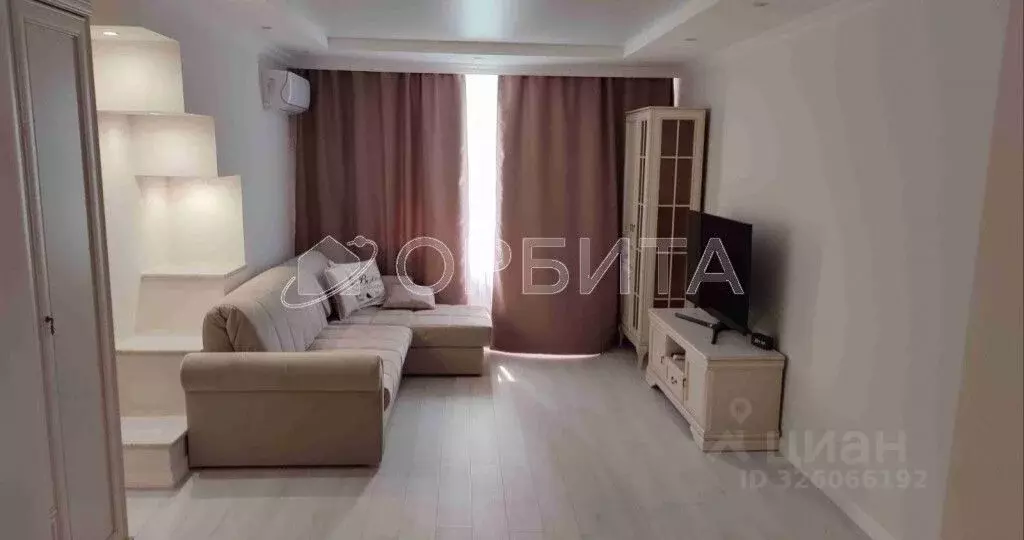 4-к кв. Тюменская область, Тюмень ул. 50 лет Октября, 3 (107.1 м) - Фото 1