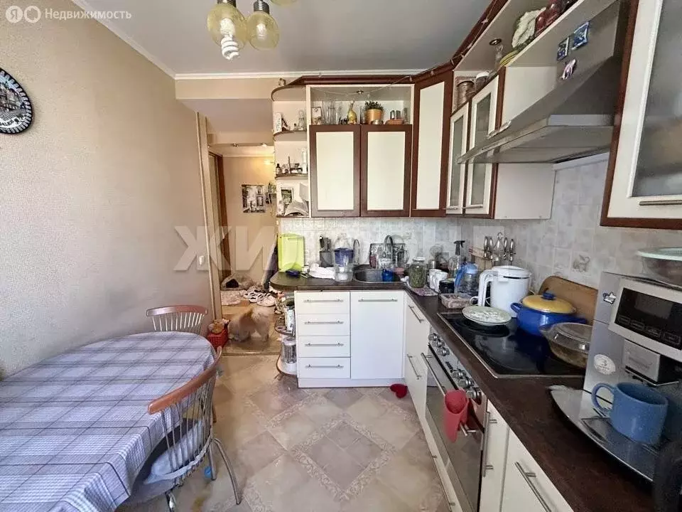 3-комнатная квартира: Тольятти, улица Механизаторов, 5 (65 м) - Фото 2