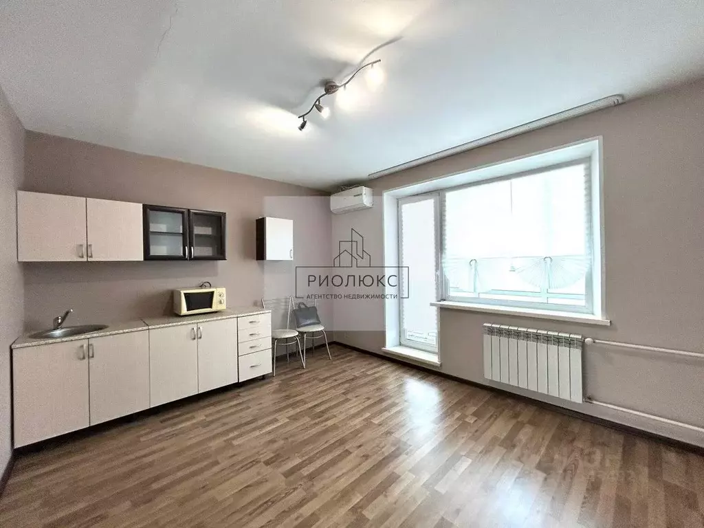 Студия Челябинская область, Челябинск ул. 40-летия Победы, 52 (28.0 м) - Фото 1