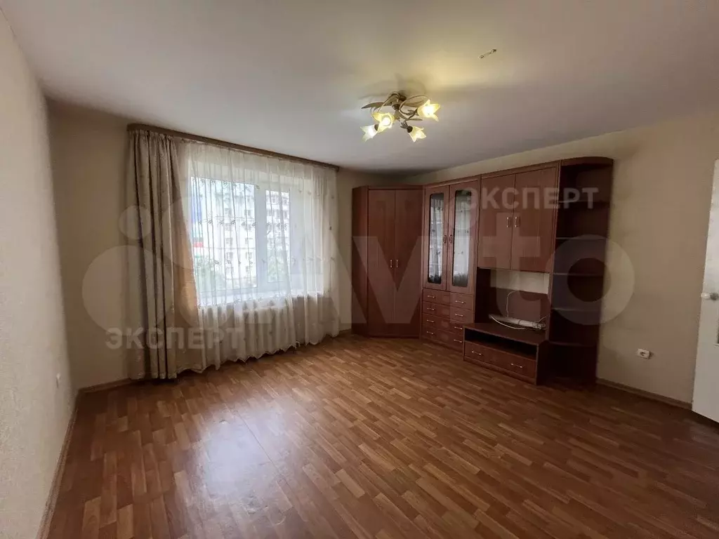 2-к. квартира, 53м, 3/6эт. - Фото 0