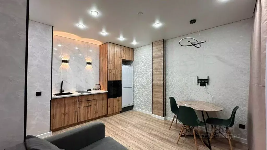 1-к кв. Тюменская область, Тюмень ул. Валентины Трофимовой, 6 (38.0 м) - Фото 1