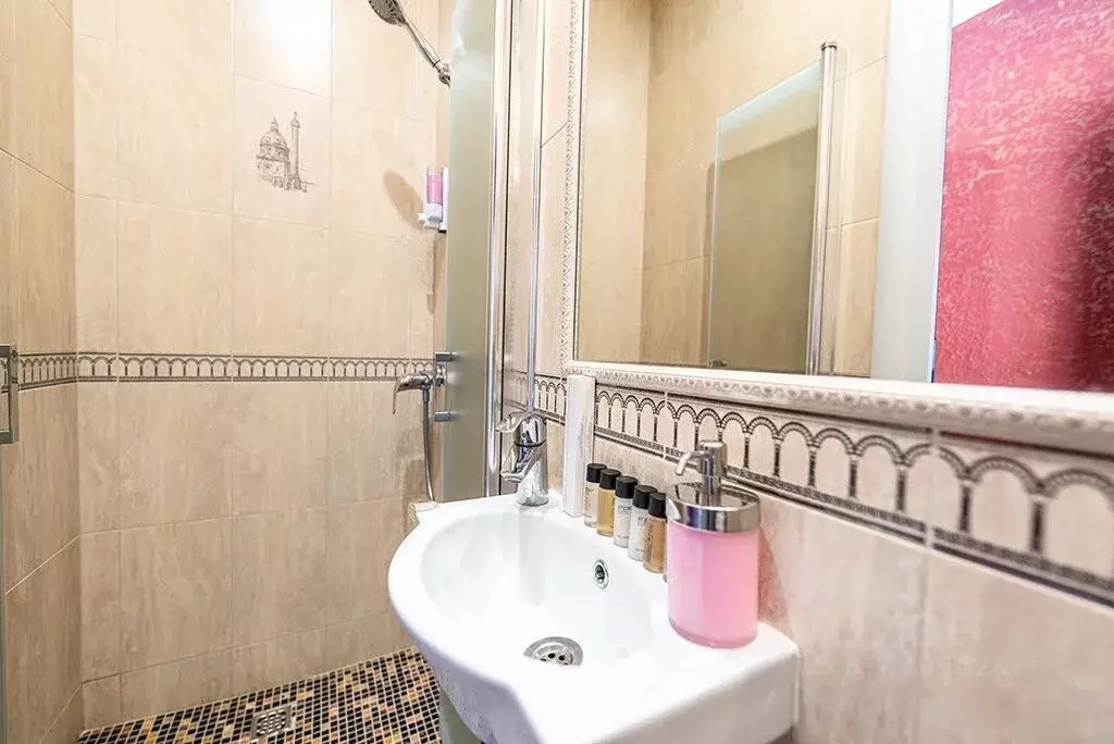 Комната Москва ул. Покровка, 43С3 (15.0 м) - Фото 2