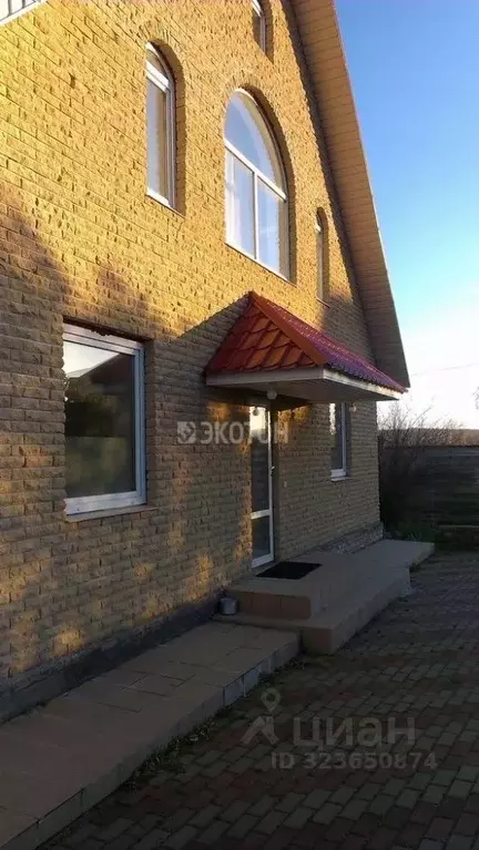 Дом в Ленинградская область, Приозерский район, пос. Сосново ул. ... - Фото 1