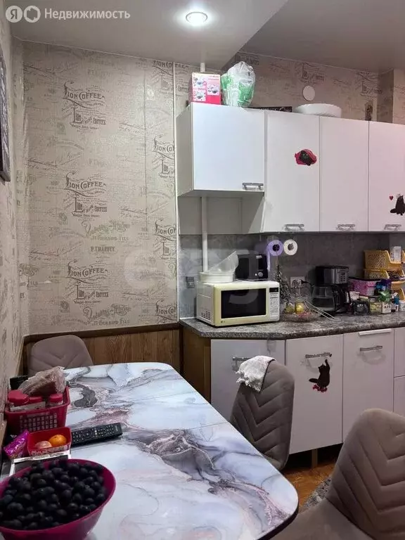 3-комнатная квартира: Краснокамск, Банковский переулок, 6 (67 м) - Фото 2