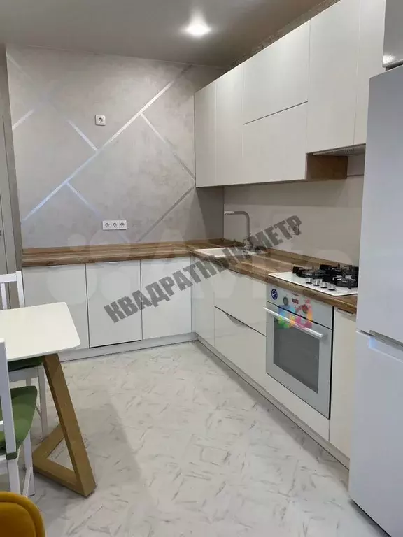 1-к. квартира, 41,9 м, 8/9 эт. - Фото 0