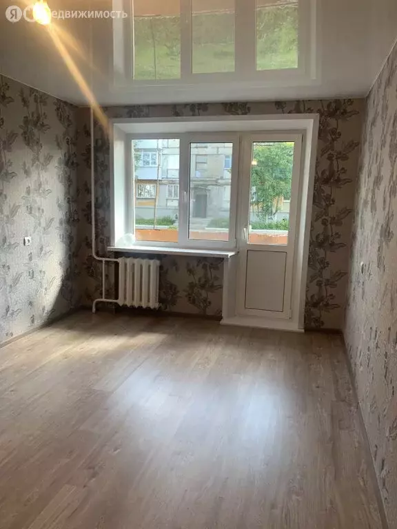 2-комнатная квартира: Губаха, улица Кирова, 4 (44 м) - Фото 1