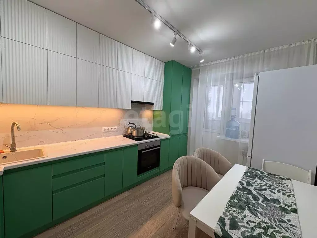 2-к кв. Чувашия, Чебоксары ул. Академика РАН Х.М. Миначева, 25 (64.8 ... - Фото 1