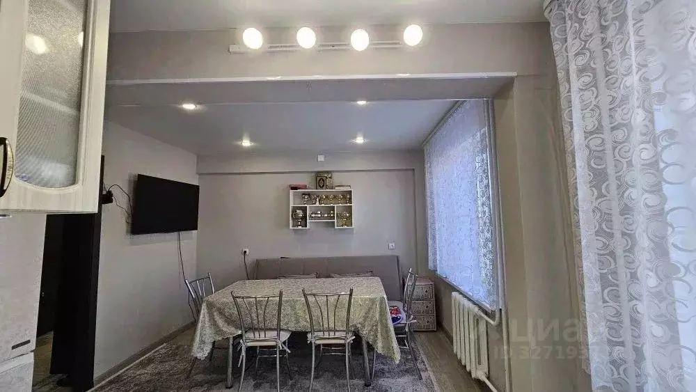 2-к кв. Иркутская область, Иркутск ул. Баумана, 230 (55.1 м) - Фото 2