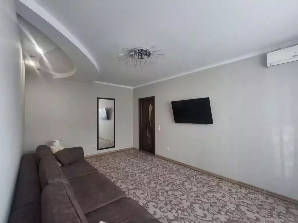 2-к кв. Саратовская область, Саратов Огородная ул., 206 (55.9 м) - Фото 1