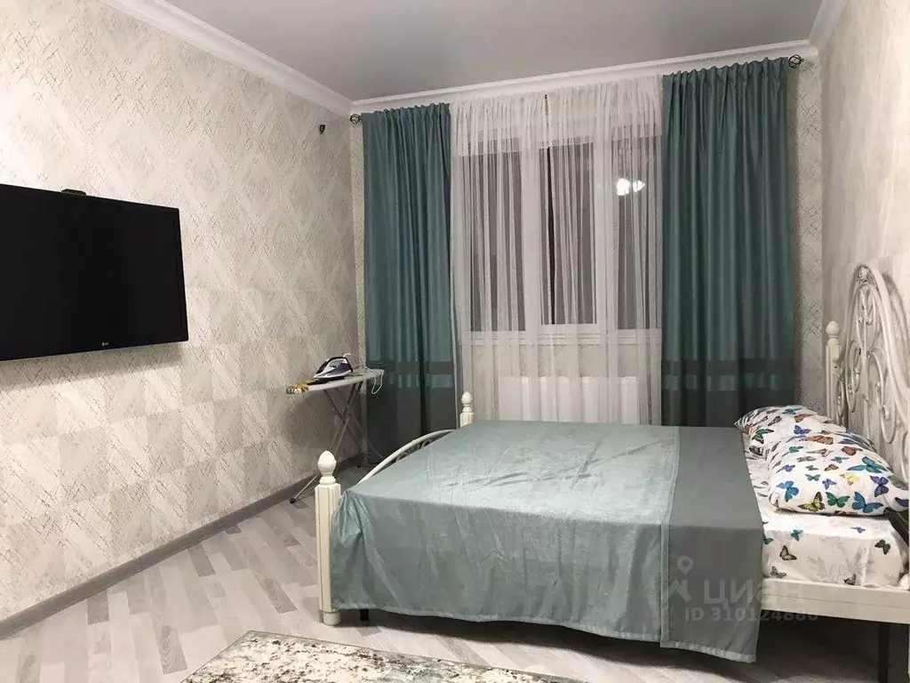2-к кв. Дагестан, Махачкала ул. Времена Года, 15 (50.0 м) - Фото 0
